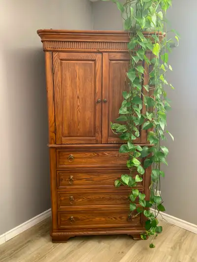 3 piece bedroom furniture - smoke free house, View more