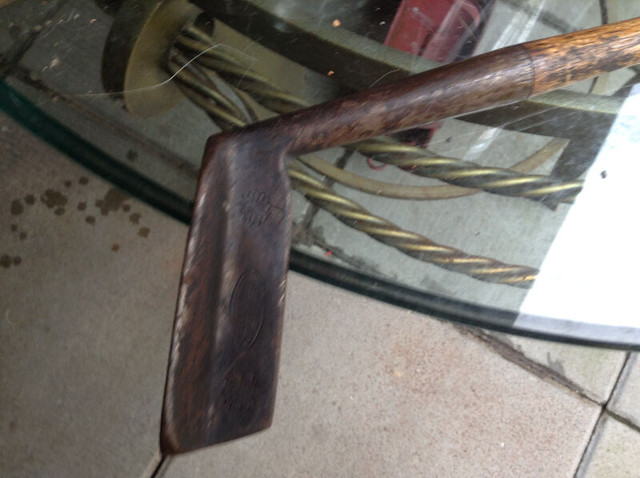 Vintage Antique Wooden Golf Club in Arts & Collectibles in Vancouver - Image 2