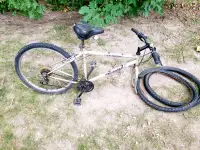 Bicycle for parts or fix it $25