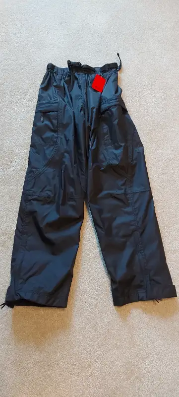 Never used WETSKINS Rain Gear (Size M)63235014806529121