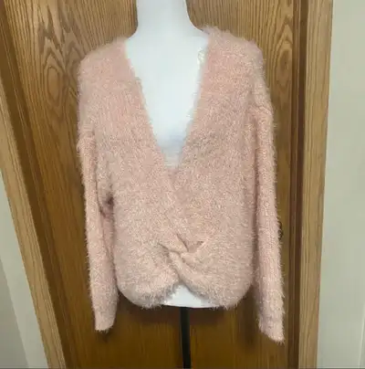 Women's light pink sweater, View more