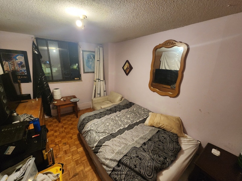Master Bedroom for rent Room Rentals & Roommates City of Toronto