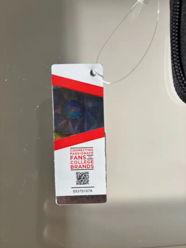 NCAA Oklahoma Wallet in Women's - Bags & Wallets in London - Image 4