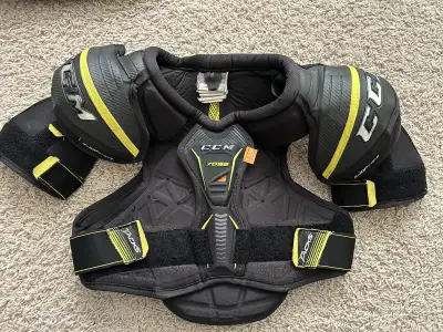 CCM Tacks 7092 Shoulder Pads - Junior Medium, View more