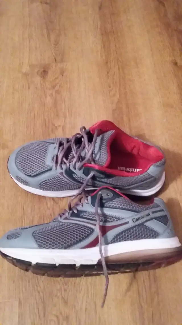 Cambrian Sneakers in Women's - Shoes in Annapolis Valley - Image 2