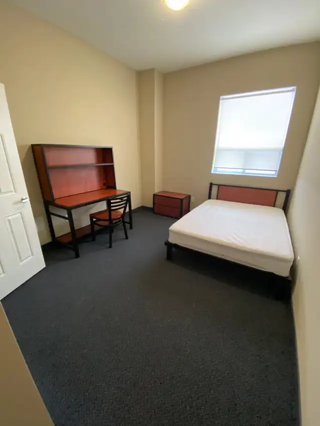 May-Aug Sublet with Private Bathroom available in Student Bldg. in Long Term Rentals in Kitchener / Waterloo - Image 5