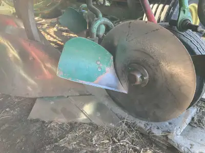 Wanted: Kverneland Plow Skimmers and Top Link, View more