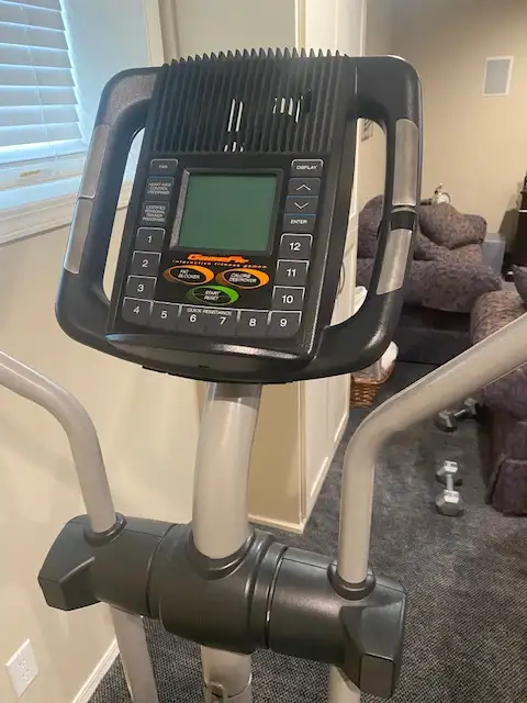 Elliptical Machine Epic 790 HR Like New w/GameFit63735874610689121