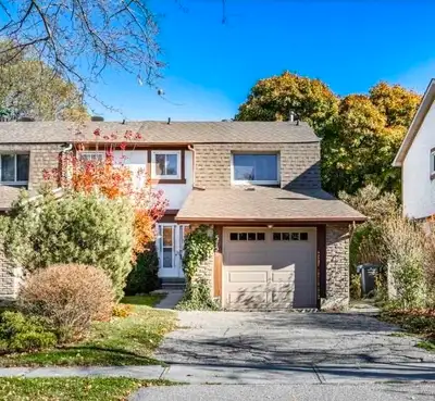 Beautiful Renovated 3 Bedroom Semi-Detached Home for Rent in Mississauga! 6759 Segovia Rd, Mississau...