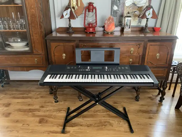 YAMAHA PSR-EW310 Clavier Portable 76 touches avec alimentation in Pianos & Keyboards in Longueuil / South Shore - Image 3