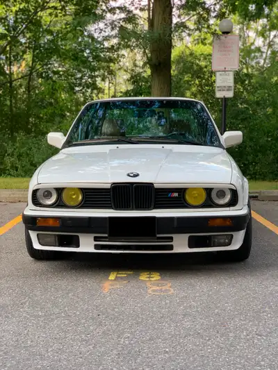 Overview I’m offering my 1989 BMW 325is (E30) — a true classic, enthusiast-owned since 1998. This ca...