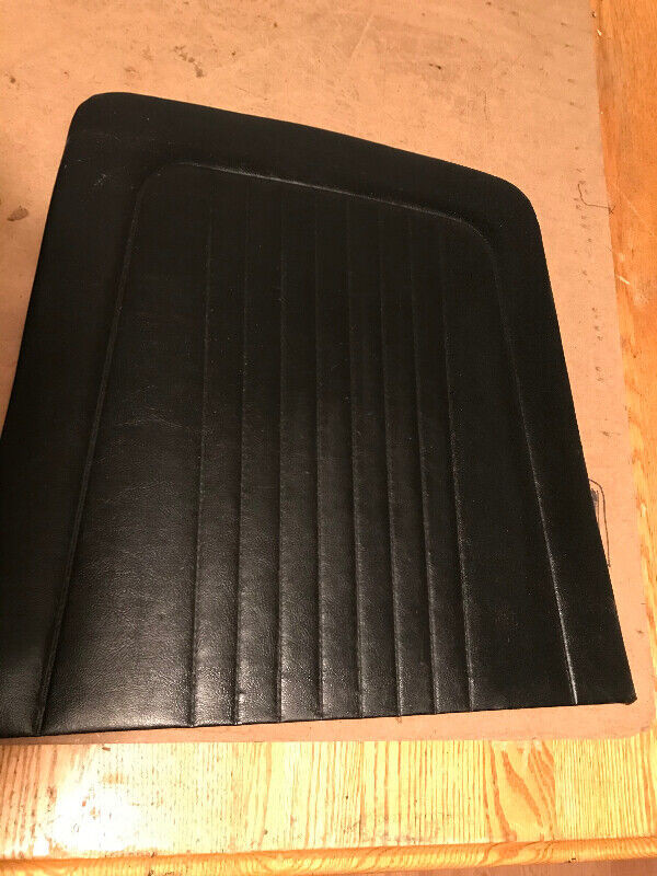 1969 Mustang 1968 Original seat back panels Excellent condition in Other Parts & Accessories in Hamilton - Image 3