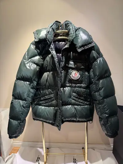 Bought in Italy，size 5
