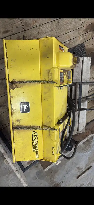 John Deere 42in hydraulic rotortiller for sale. Good shake just don’t need anymore. $1000 obo.