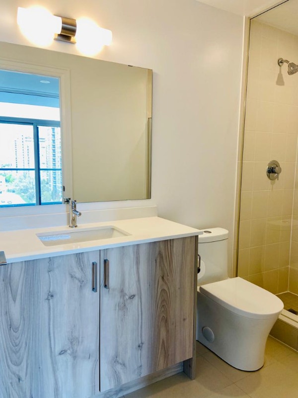 2BED+2BATH NEW CONDO FOR RENT IN THORNHILL Long Term Rentals