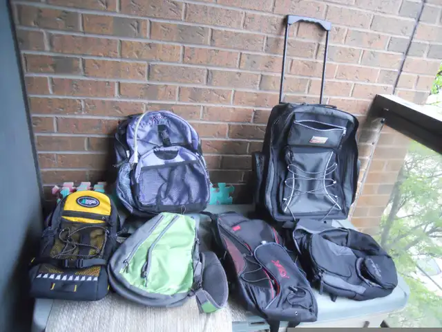 CCM ments mountBike$50 as is chair/Egypt$29e mustTakeALL4 iphone in Mountain in Ottawa - Image 9