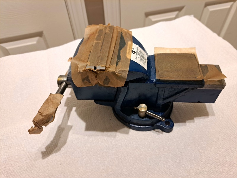 Bench Vise Swivel Base Tool Storage & Benches Oakville / Halton