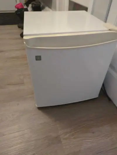 GE Mini Fridge, View more