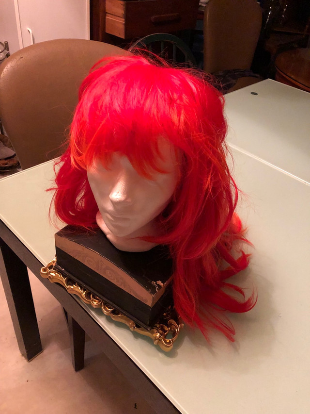 Red wig. in Other in St. Albert