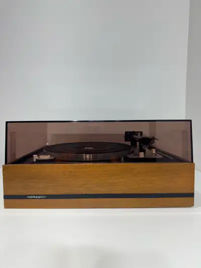 Dual 1009 idler turntable new cartridge and stylus. Noresco box., View more