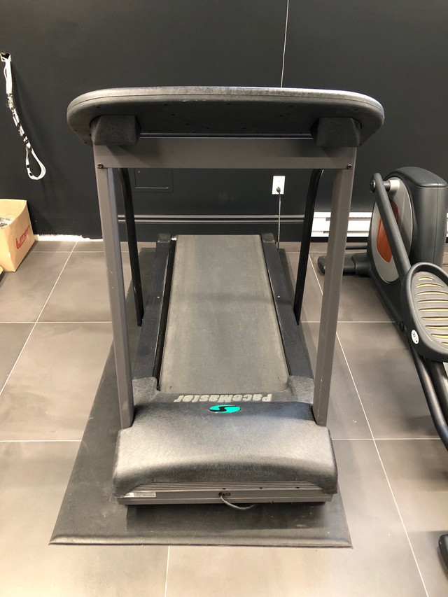 Treadmill dans Appareils d'exercice domestique  à Ville de Montréal