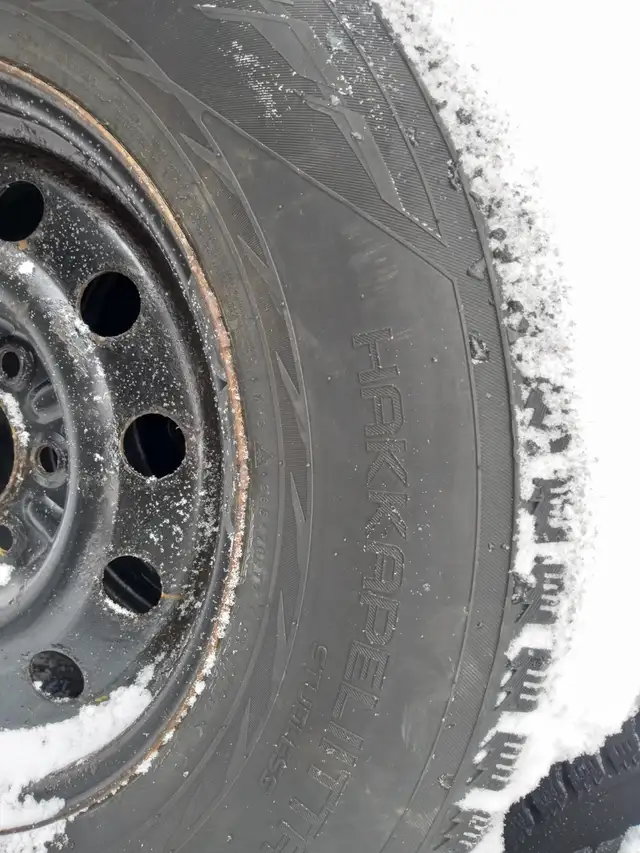 $500 265/70R17 snows on rims in Tires & Rims in Kingston - Image 4