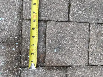 Looking for 10 - 3”x6” of these interlock stones. I have 10 damaged stones, all 3”x6”. Very popular...