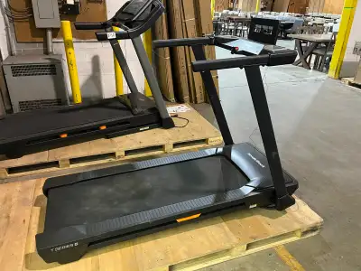 NordicTrac series 5 Treadmill - NEW, View more