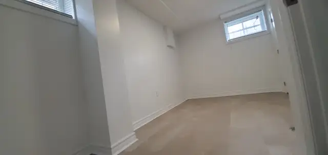 Room Available @ Ellesmere and McCowan Rd in Scarborough