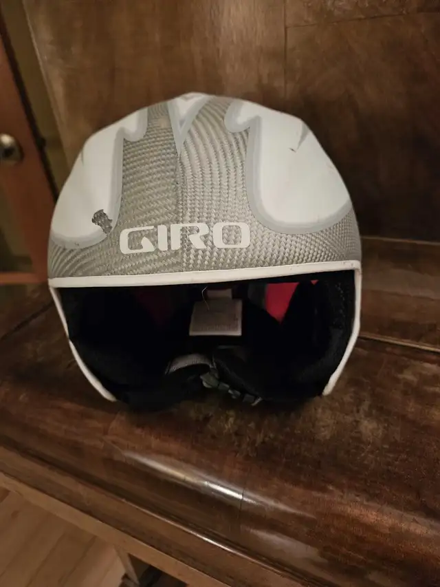 men's ski helmet in Ski in Kingston - Image 3