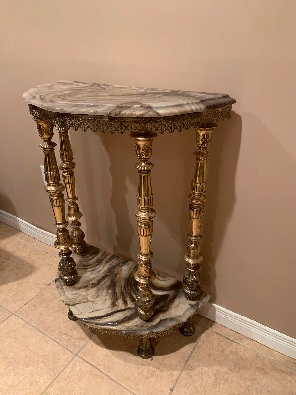 Vintage Marble Accent Table in Other Tables in Hamilton