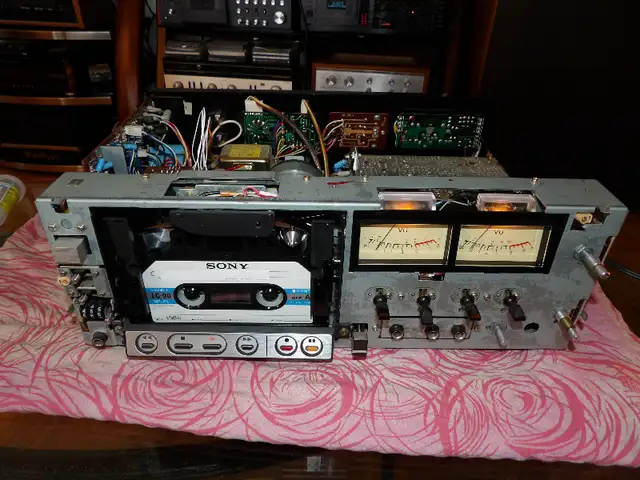 Sony EL-5 Elcaset cassette deck, CONSIDERING TRADES in Stereo Systems & Home Theatre in Gatineau - Image 9
