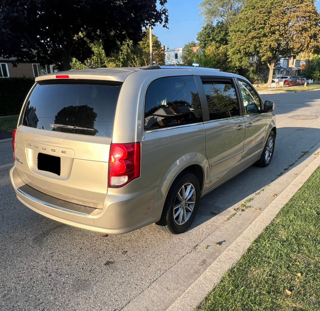 2016 dodge grand caravan  in Cars & Trucks in City of Toronto - Image 4