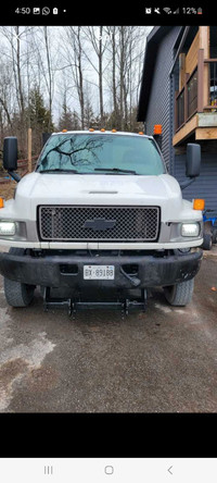 Chevy c5500 4x4 rare to find in 4x4 only 155k 