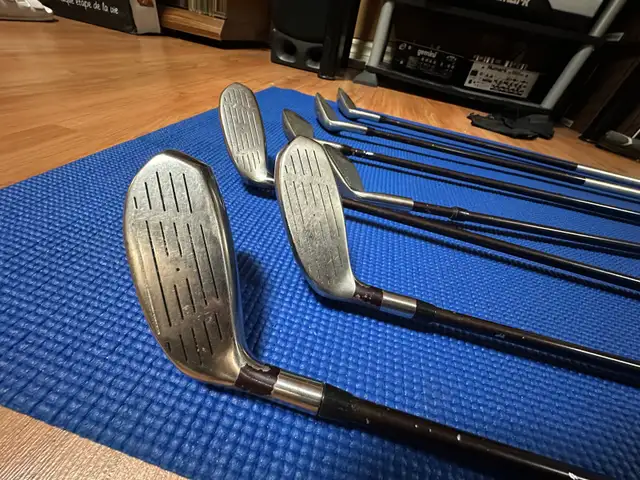 Complete Golf Set – TaylorMade + Titleist Bag – Ready for Season in Golf in Gatineau - Image 9