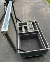 Travelling Road Case with Wheels