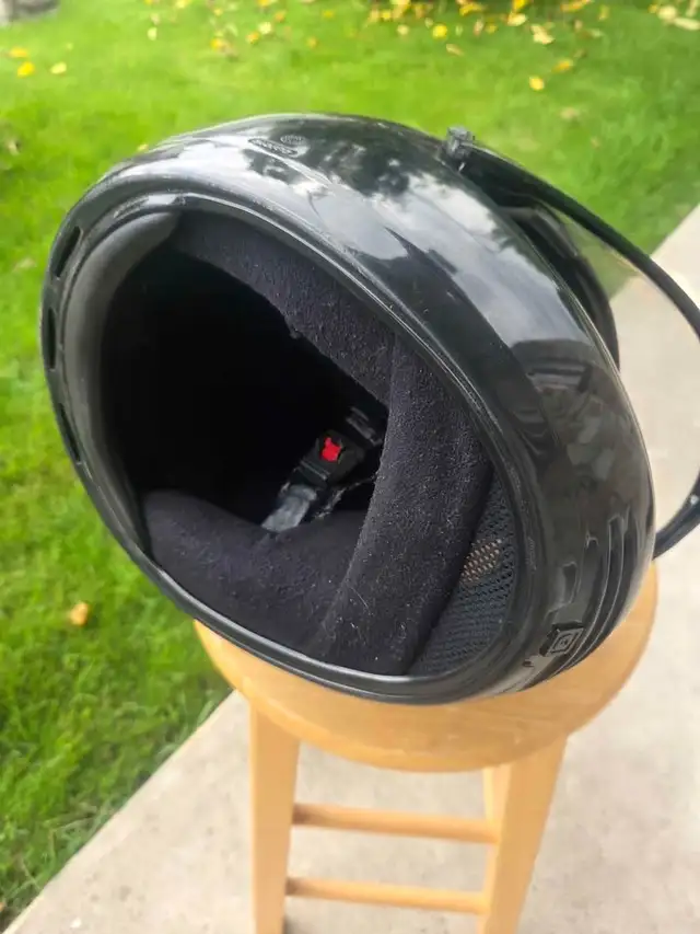 Motorcycle helmet/Casque de moto  Size: Medium (57-58 cm) in Motorcycle Parts & Accessories in Longueuil / South Shore - Image 5