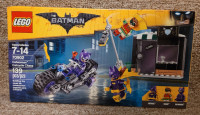 Lego : The Batman Movie # 70902 - Catwoman Catcycle Chase Robin