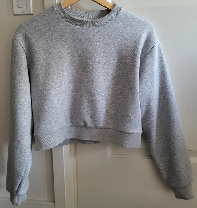 Women's clothes, shorts, leggings, etc. in Women's - Bottoms in City of Toronto - Image 4