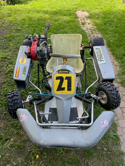 Comes with a full set of studded ice tires (front and back, barely used), a full set of rain tires (...