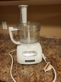 Kitchenaid Food Processor with accessories