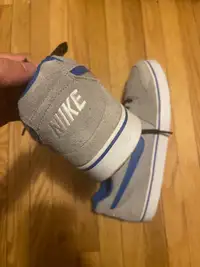 Men’s NIKE Shoes Size 12