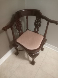 Beautiful Vintage Corner Chair