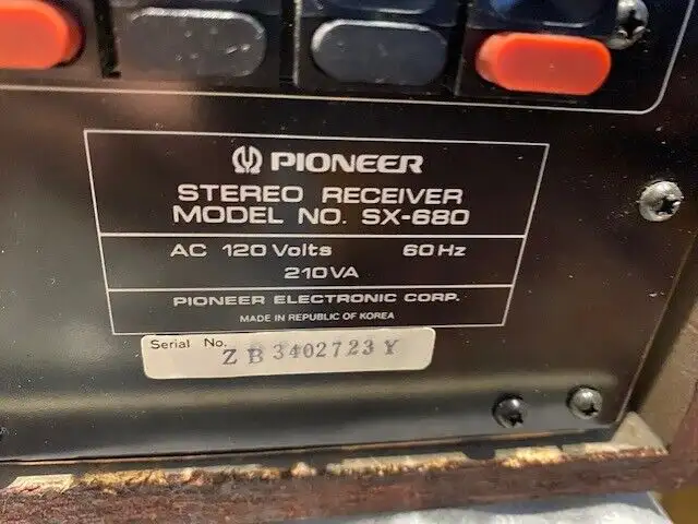 Vintage Pioneer SX-680 AM/FM Stereo Receiver in Stereo Systems & Home Theatre in Markham / York Region - Image 6