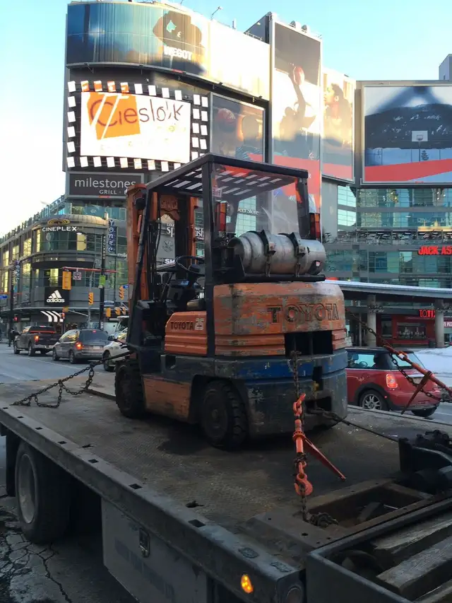 Looking For Flatbed Service& Low$rate& expert ☎️Now4167172727 in Towing & Scrap Removal in Mississauga / Peel Region - Image 2