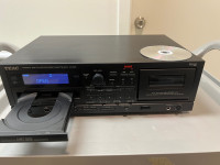 TEAC CD Player & Auto Reverse Cassette Deck ,USB / No remote