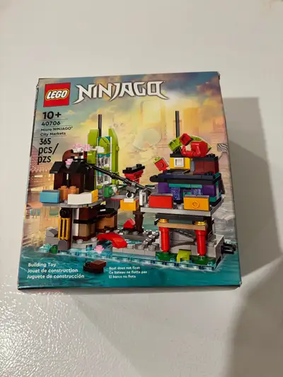 I am selling a new Lego 40706 Micro Ninjago City Markets set, still in its original packaging. This...