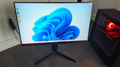 LG 27GL650F-B 27 Inch UltraGear™ Full HD IPS Gaming Monitor, View more