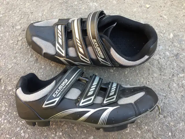 MTB and road shoes, pedals, like new waterproof back bag62863284448897121