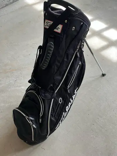 Titleist golf bag, View more